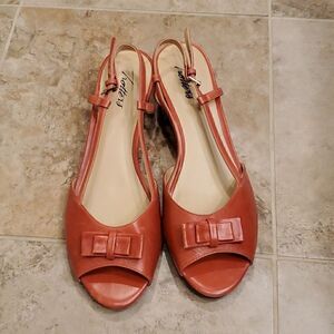 Trotters Milly wedge narrow width sandals
